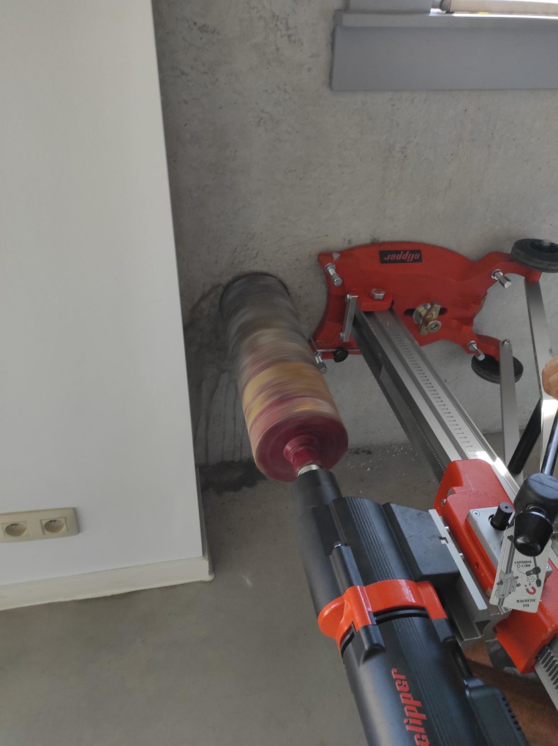 Carotteuses béton à eau professionnelles - Dumatos Equipement